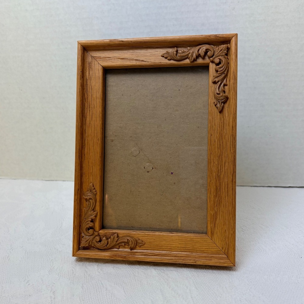 Oak Wood 4x6 Picture Frame Ornate Scrollwork Tabletop Display Glass